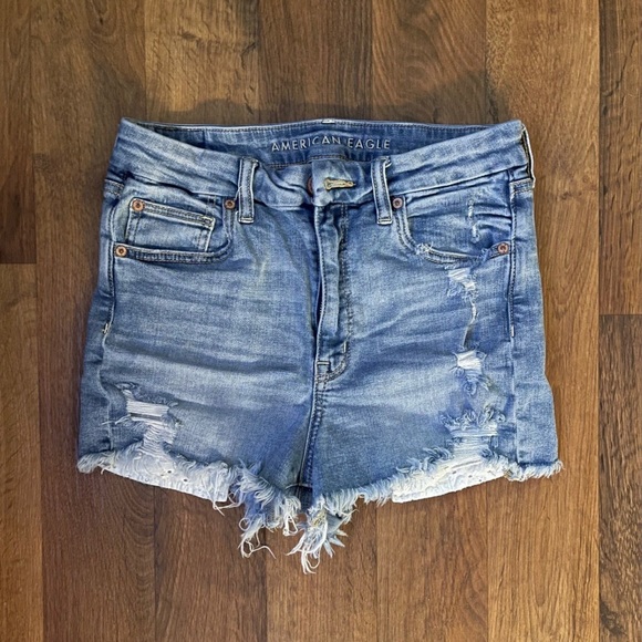 American Eagle Outfitters Pants - American Eagle Curvy Hi-Rise Shortie